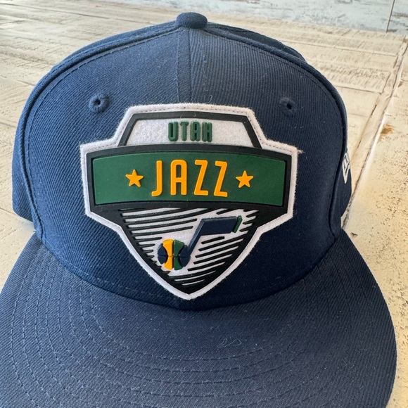 Utah Jazz New Era Navy 2020 Tip Off Logo 9FIFTY SnapBack Hat Youth - Picture 4 of 8